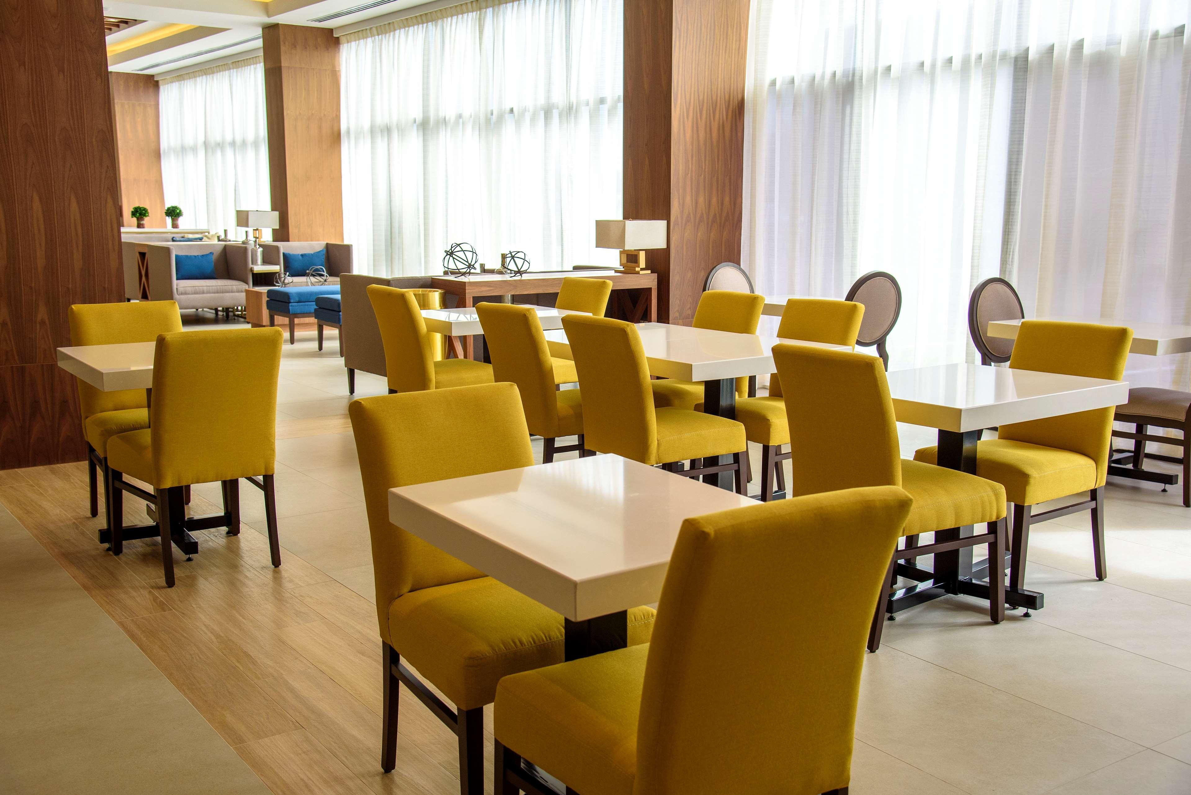 Hampton Inn Piedras Negras Eksteriør billede