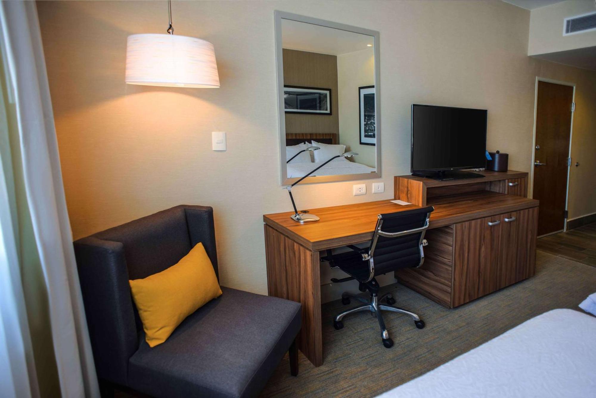 Hampton Inn Piedras Negras Eksteriør billede